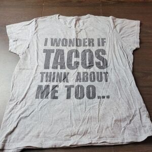 Gray I Wonder If Tacos Think About Me Too Graphic Short Sleeve Medium